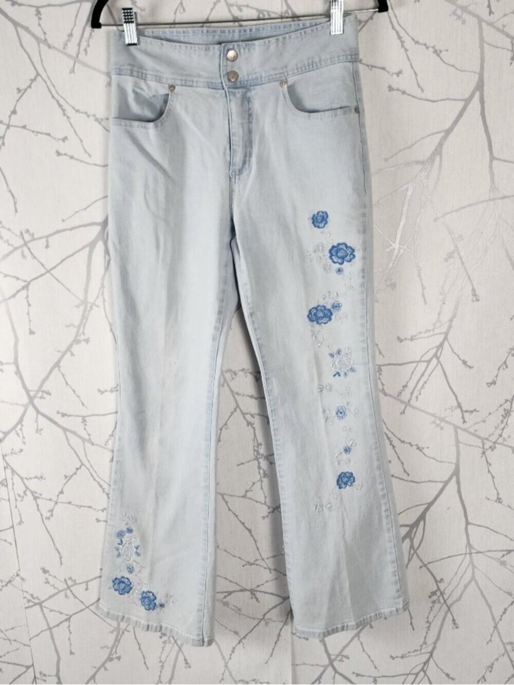725 Originals VTG Light Wash Floral Embroidered Bootcut Jeans